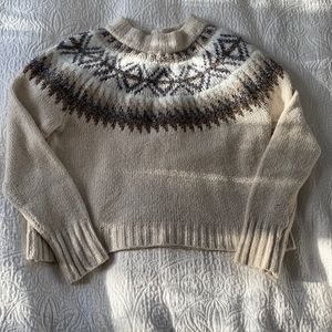 Medium cream sweater
